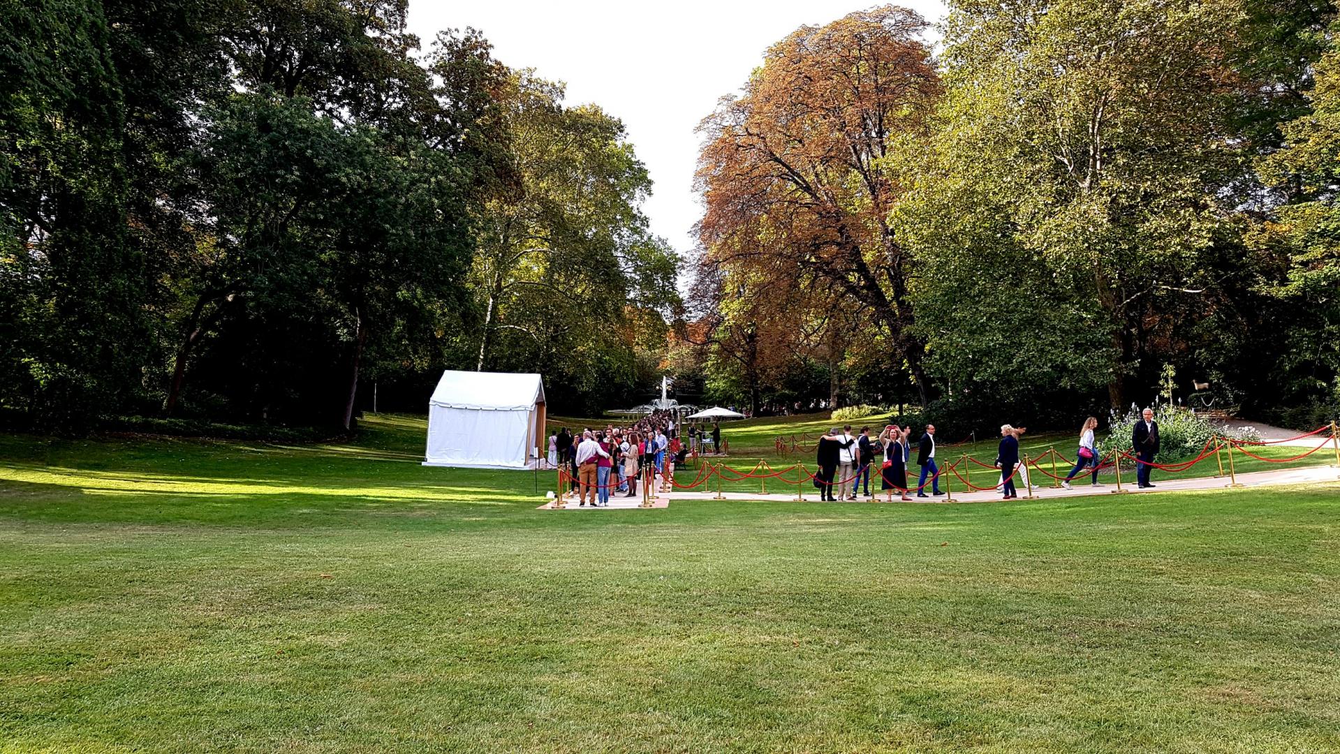 Vue du Palais sur le Parc.