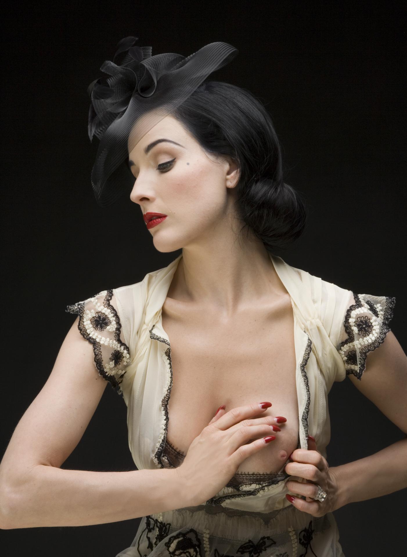 Dita Von Teese - 2006